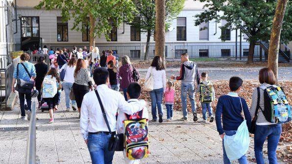 Dl fisco,ok uscita autonoma studenti da scuola media ma con autorizzazione