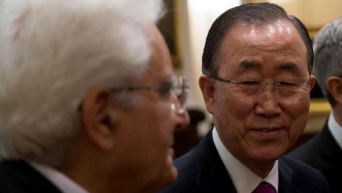 Renzi: "Onu ha bisogno del cuore dell'Italia" Crisi migranti, Ban Ki-moon elogia Roma