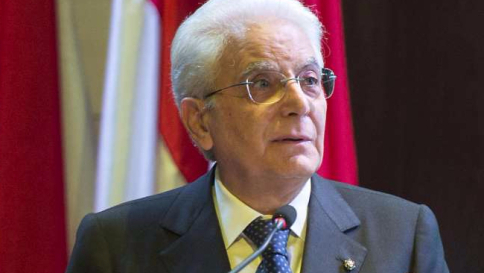 Mattarella firma dl "salva-Regioni"