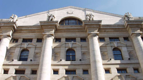 Borsa, Milano apre in rosso