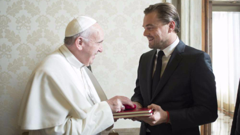 Papa Francesco riceve Leonardo DiCaprio: incontro su clima e impegno ambientale