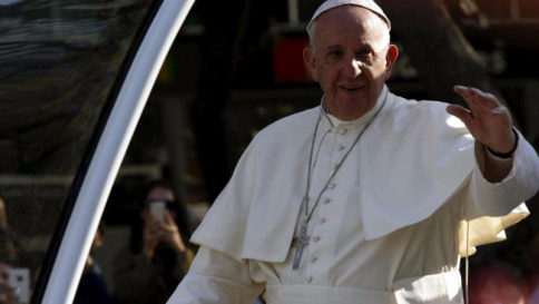 Zika, il Papa: "Sì al contraccettivo" Trump, "fare muri non è cristiano"