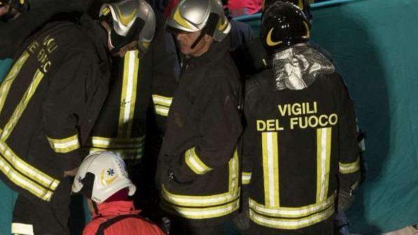 Arezzo, casa crolla dopo l'esplosione di una bombola: un disperso