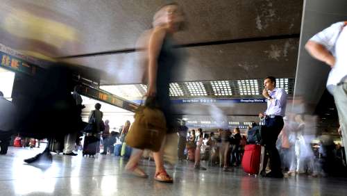 Turismo: il mercato internazionale e le presenze alberghiere in Italia