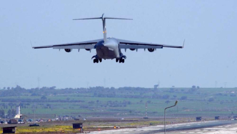 Jet russo abbattuto, la Turchia sospende i voli militari in Siria