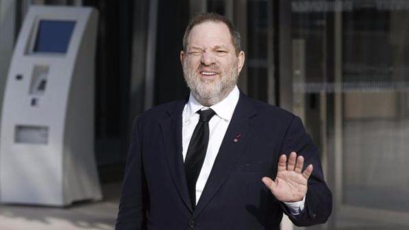 Molestie, media Usa: "Weinstein sarà presto incriminato"