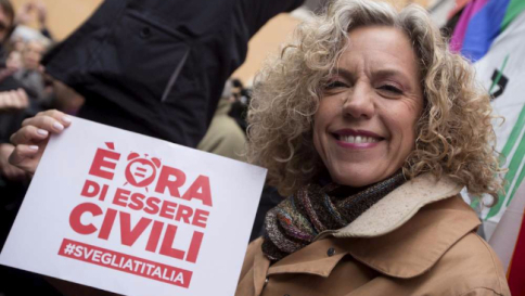 Unioni civili, Cirinnà: via libera dal Pd Alfano: ipotesi referendum contro ddl