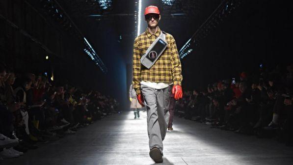 Uomo: occhi puntati sulla sua eleganza
