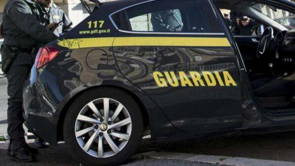 Latina, maxi operazione antiriciclaggio: arrestati anche imprenditori
