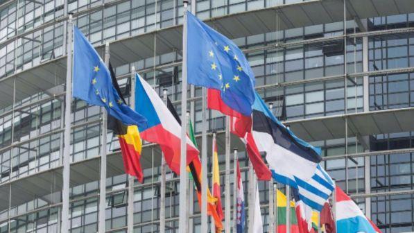 Il Parlamento Ue in prima linea per difendere diritti umani e democrazia