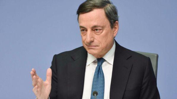 Draghi: "Regole permissive portano rischi di squilibri finanziari"