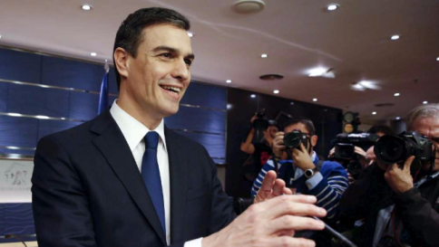 Governo Spagna, Rajoy rinuncia: il socialista Sanchez verso l'incarico