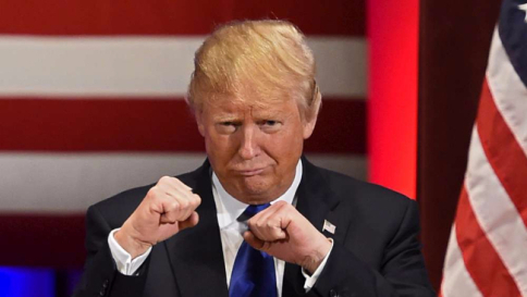 Donald Trump smorza la polemica col Papa: "Francesco è fantastico"