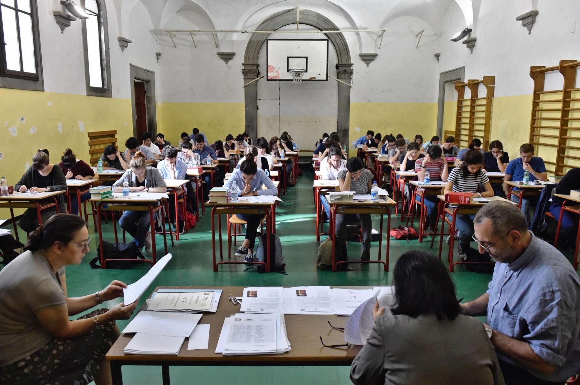 Maturità 2017, le regole del Miur: i 'sì' e i 'no' per gli scritti