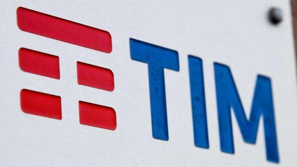 Antitrust, multa di 4,8 milioni a Tim per pubblicità fibra ottica: "Promettevano velocità non realizzabili"