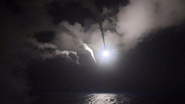 Siria, Assad sposta i suoi caccia vicino a base aerea russa