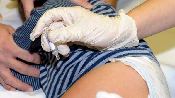 Treviso, finte vaccinazioni: licenziata assistente sanitaria