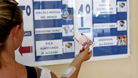 Lorenzin: "I cittadini non pagheranno un super-ticket per gli esami"