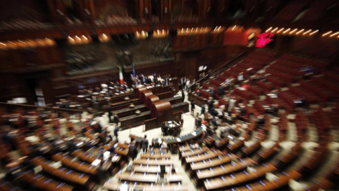 L.Stabilità, dopo una maratona notturna arriva il via libera della Camera