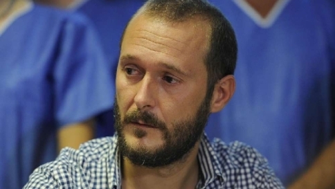 Ebola, dimesso l'infermiere sardo: "Pensavo di morire, grazie allo Spallanzani"