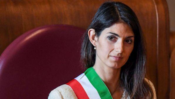 Stadio Roma, la Raggi: "La città e la società sono parte lesa"