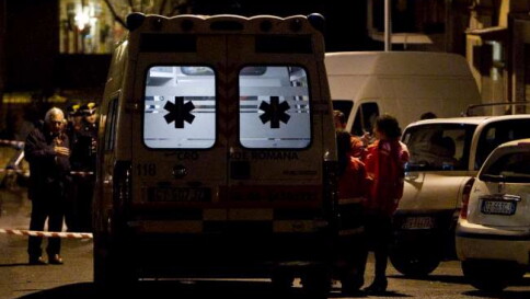 Terribile schianto in centro a Torino Auto contro bus, 1 morto e 6 feriti