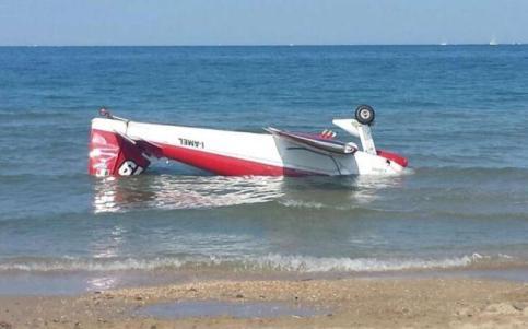 Aerei acrobatici, scontro in volo Abruzzo, morto uno dei due piloti