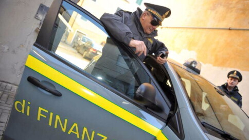 Roma, ricorsi tributari pilotati: nei guai anche giudici e professionisti