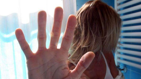 Monza, violentata per anni e sequestrata per punizione dal fidanzato