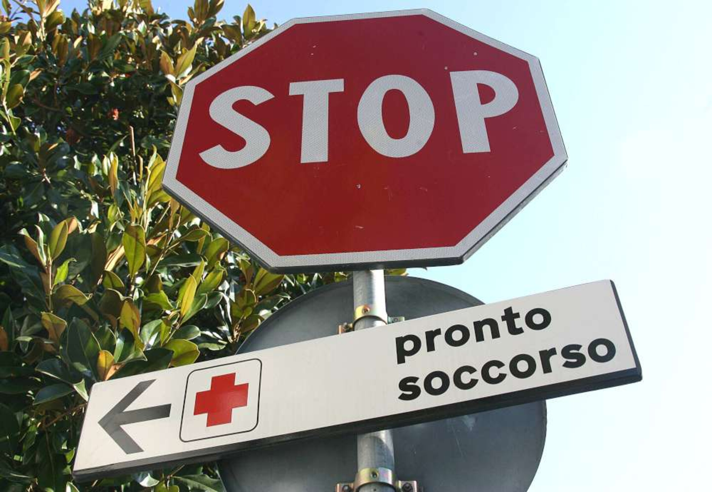 Cagliari, uccide cognato agente e si sparaE' gravissimo in ospedale