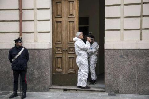 Cosenza, bimba di sette mesi soffocata Fermata la madre: accusata è omicidio