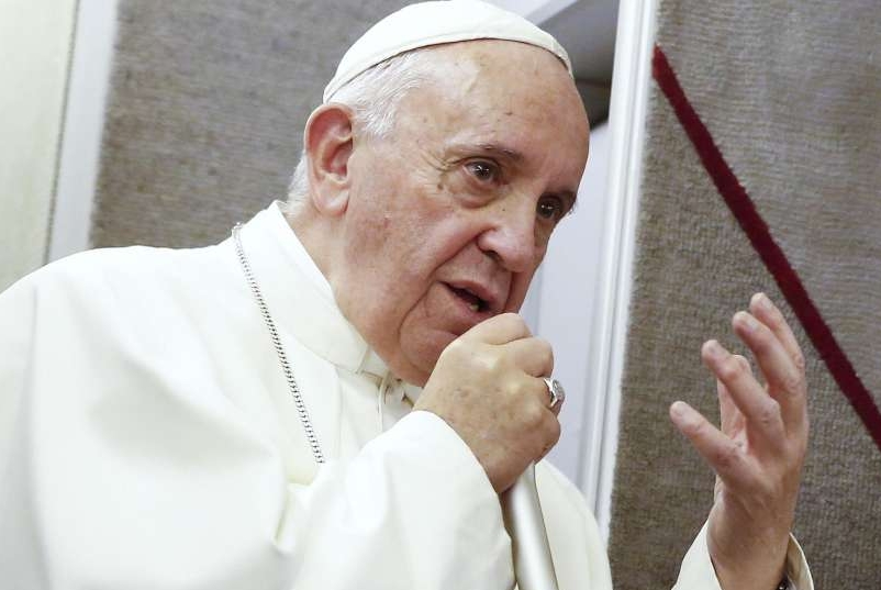 Papa: non ho invitato Marino a Philadelphia Il Campidoglio: mai tirato in ballo Francesco