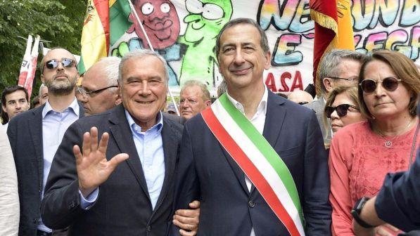 Corteo migranti Milano, Grasso: "Chi è nato e studia qui è italiano"