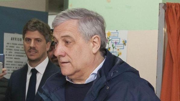 Raid Siria, Tajani: mandato segnale a Iran, tutelare Israele