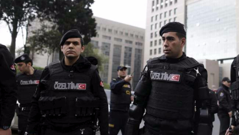 Turchia, fanno appello per la pace coi curdi: arrestati 12 prof universitari