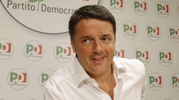 Renzi sfida Di Maio: "Capo degli impresentabili vieni in tv"