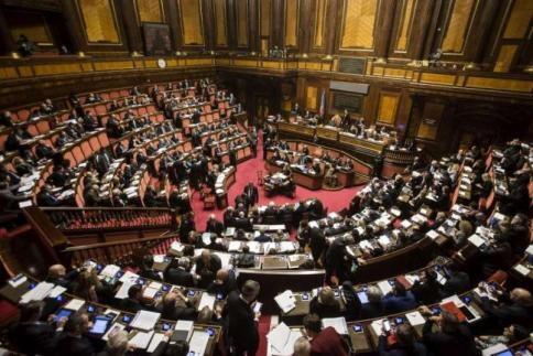 Unioni civili, via la stepchild adoption: governo vicino a Ncd per l'ok finale
