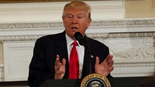 Usa, legale di Trump: "Non è indagato per ostruzione alla giustizia"
