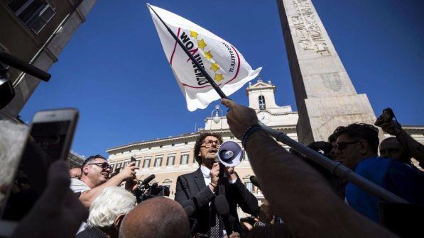 L. elettorale, Camera conferma fiducia su art. 1 e 2: M5s e sinistra in piazza