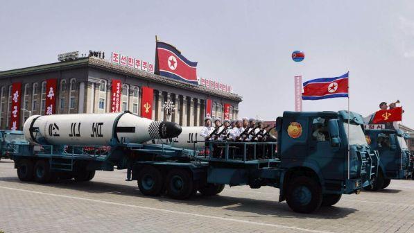 Corea del Nord, sale la tensione | Cnn: "Bombardieri cinesi in stato di allerta"