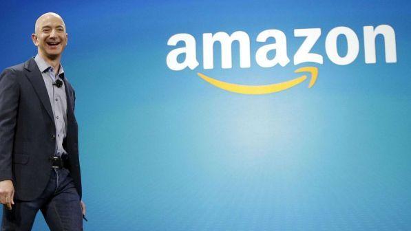 Seattle approva la "Amazon tax" per aiutare i senzatetto | L'ira del colosso dell'e-commerce