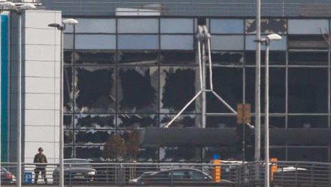 Bruxelles, foto e video dall'inferno: attaccati aeroporto e metropolitana, morti e feriti