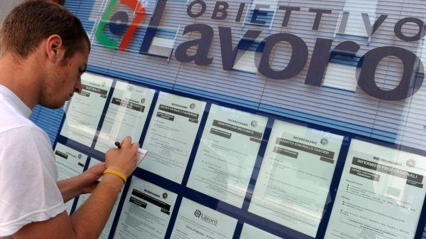 Rapporto Istat, cambia il lavoro: 1 mln di operai in meno in 10 anni
