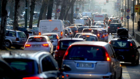 Sciopero dei trasporti pubblici: treni, bus e metrò si fermano da Milano a Napoli