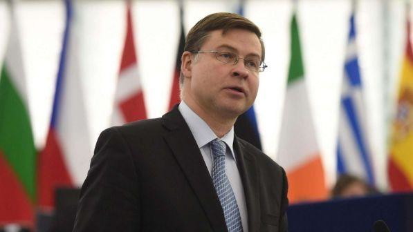 L'Ue: "L'Italia mantenga una politica di bilancio responsabile"