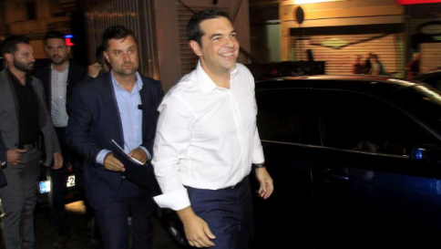 Grecia: fiducia a governo Tsipras