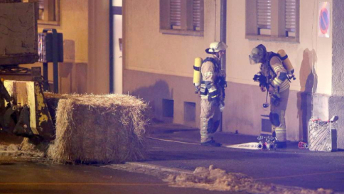 Germania, lanciata una granata contro un centro per rifugiati: attentato fallito