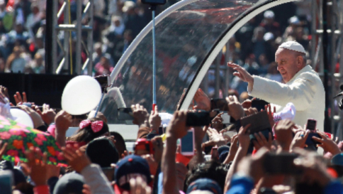 Papa Francesco in Messico: "No a una società di pochi e per pochi"