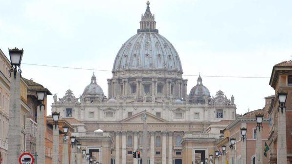 Ius soli, Becciu: la Chiesa è vicina a chi è debole e va protetto