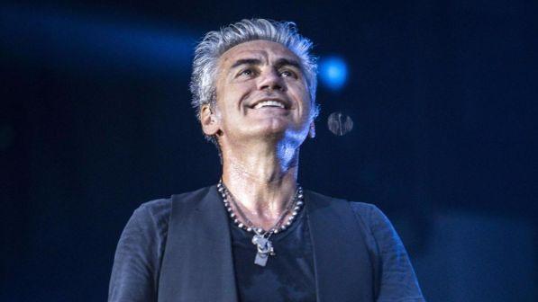 Ligabue rivela su Facebook: "Il film "Made In Italy" uscirà il 25 gennaio"